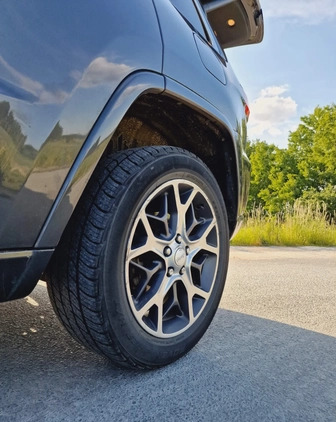Jeep Grand Cherokee cena 124000 przebieg: 236000, rok produkcji 2018 z Oświęcim małe 254